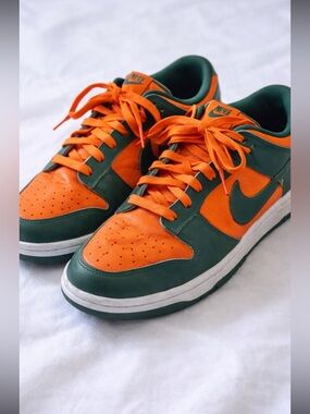 Nike Dunk Low Orange Green Mens 9.5 Leather Sneakers Casual Streetwear